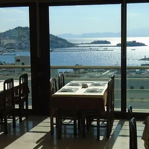 Esat 3* Kuşadası